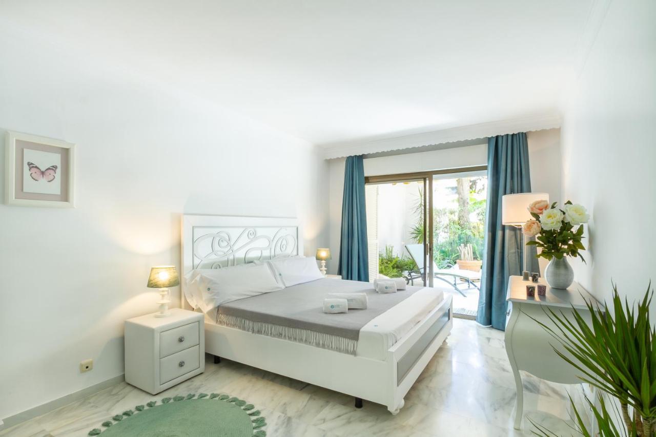 Marbella Banus Suites - Golden Beach Marbella Suite Extérieur photo