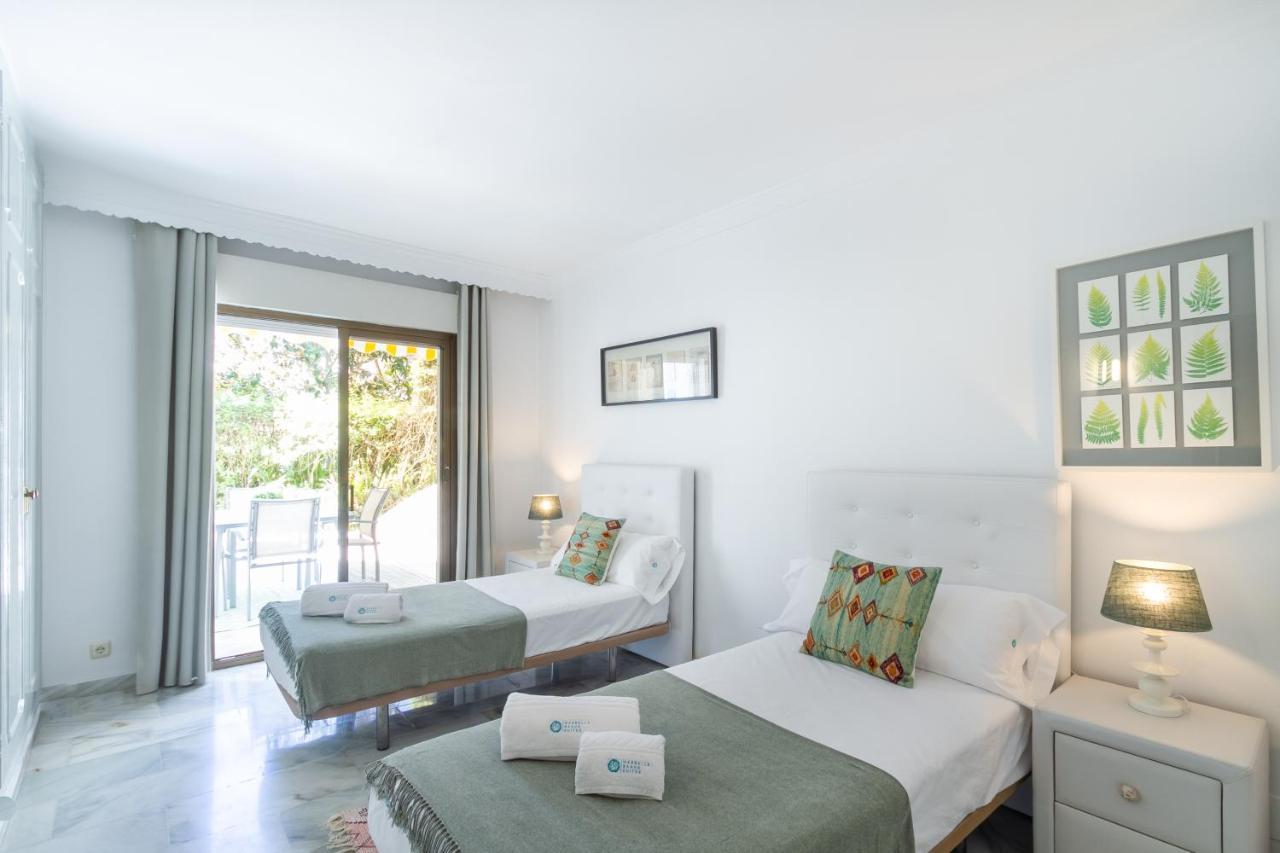 Marbella Banus Suites - Golden Beach Marbella Suite Extérieur photo